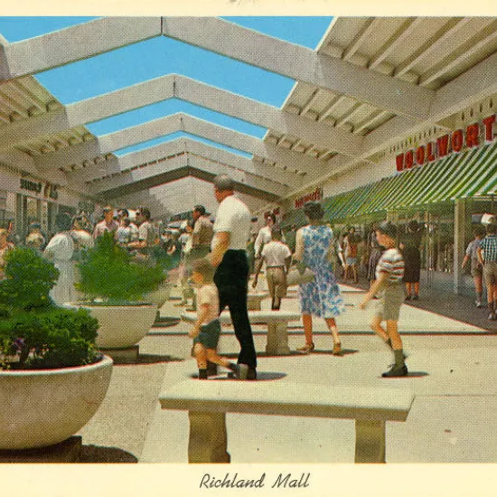 Richland Mall postcard